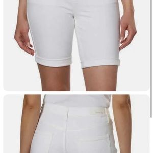 NWT white Calvin Klein Jeans shorts